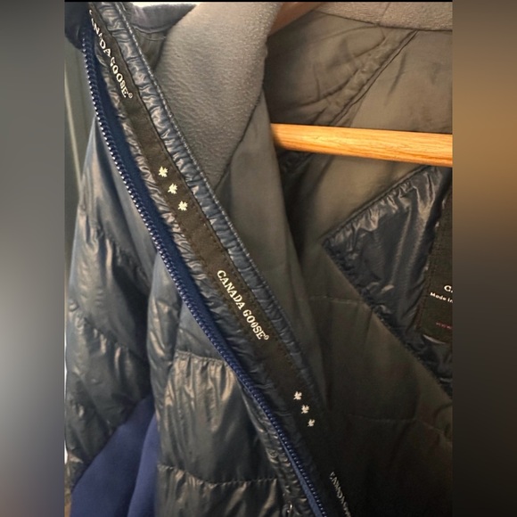 Canada Goose Jacket - Picture 4 of 5